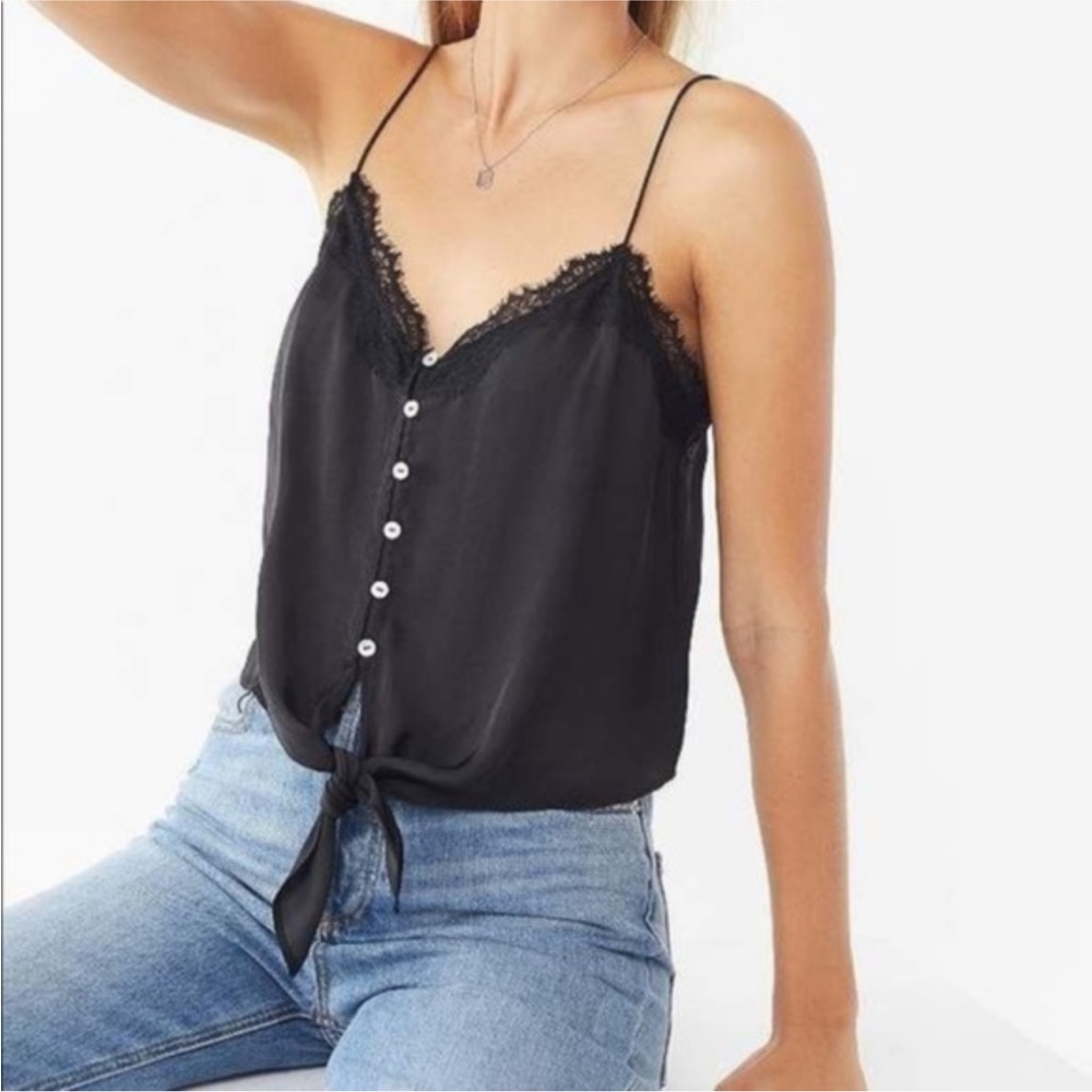 UO lace trim button cami EUC